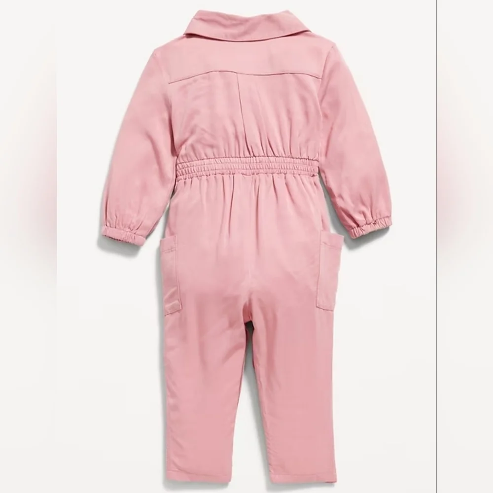 Old Navy Long-Sleeve Utility Pocket Jumpsuit for Baby 12-18 months
